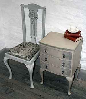 Pedran hand painted shabby chic Bedside Table, Small Chest of Drawers