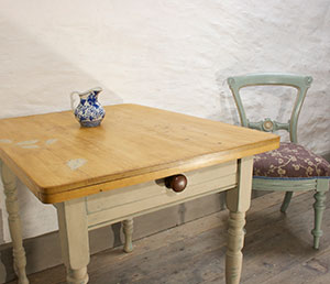 Pedran hand painted shabby chic Pretty Rustic Kitchen Table